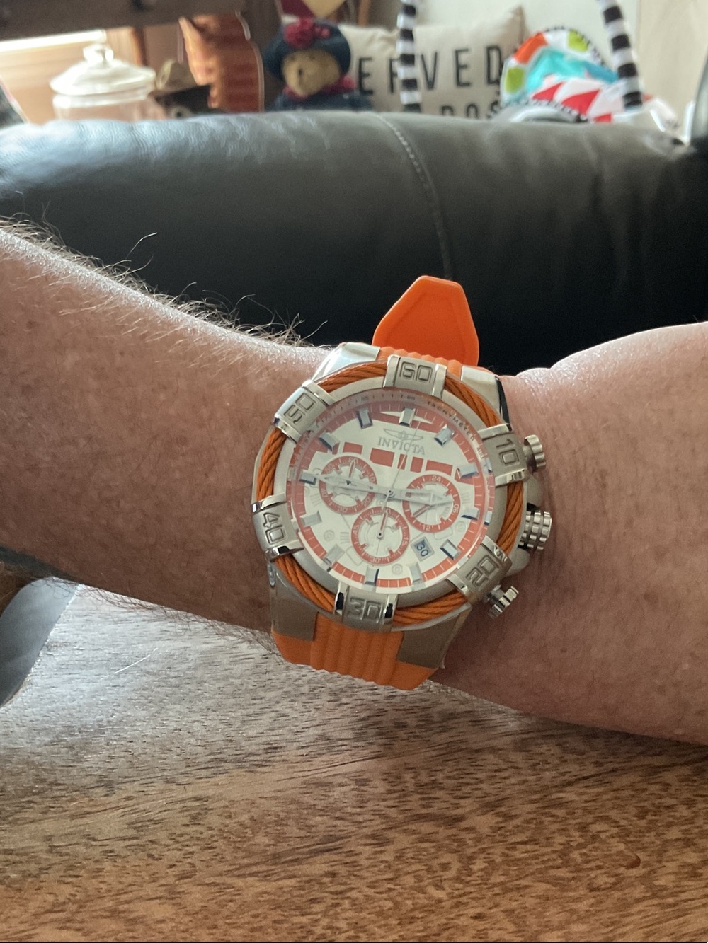 Invicta Men's Star Wars BB-8 silver dial- Battery